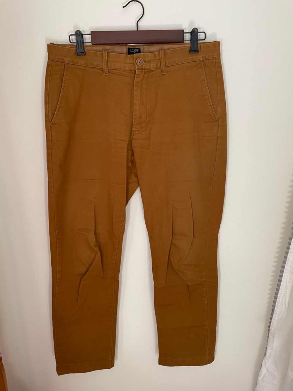 J. Crew The Sutton Men's Chino Pants in Khaki Brown